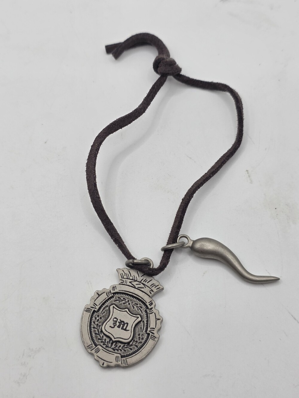 Vintage Juicy Couture Dirty English Mens Cord Charm Bracelet Crest Horn Y2K